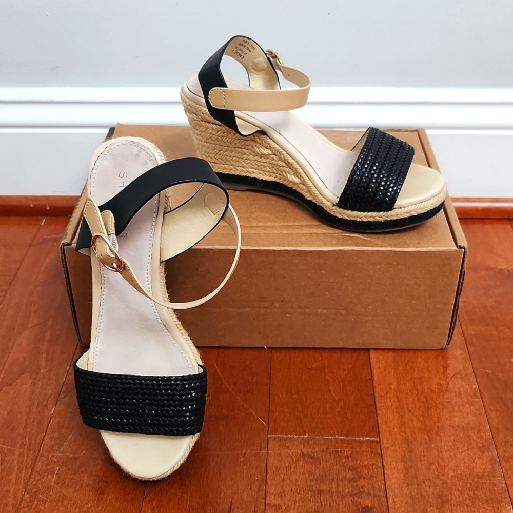 Women's espadrille sandals
